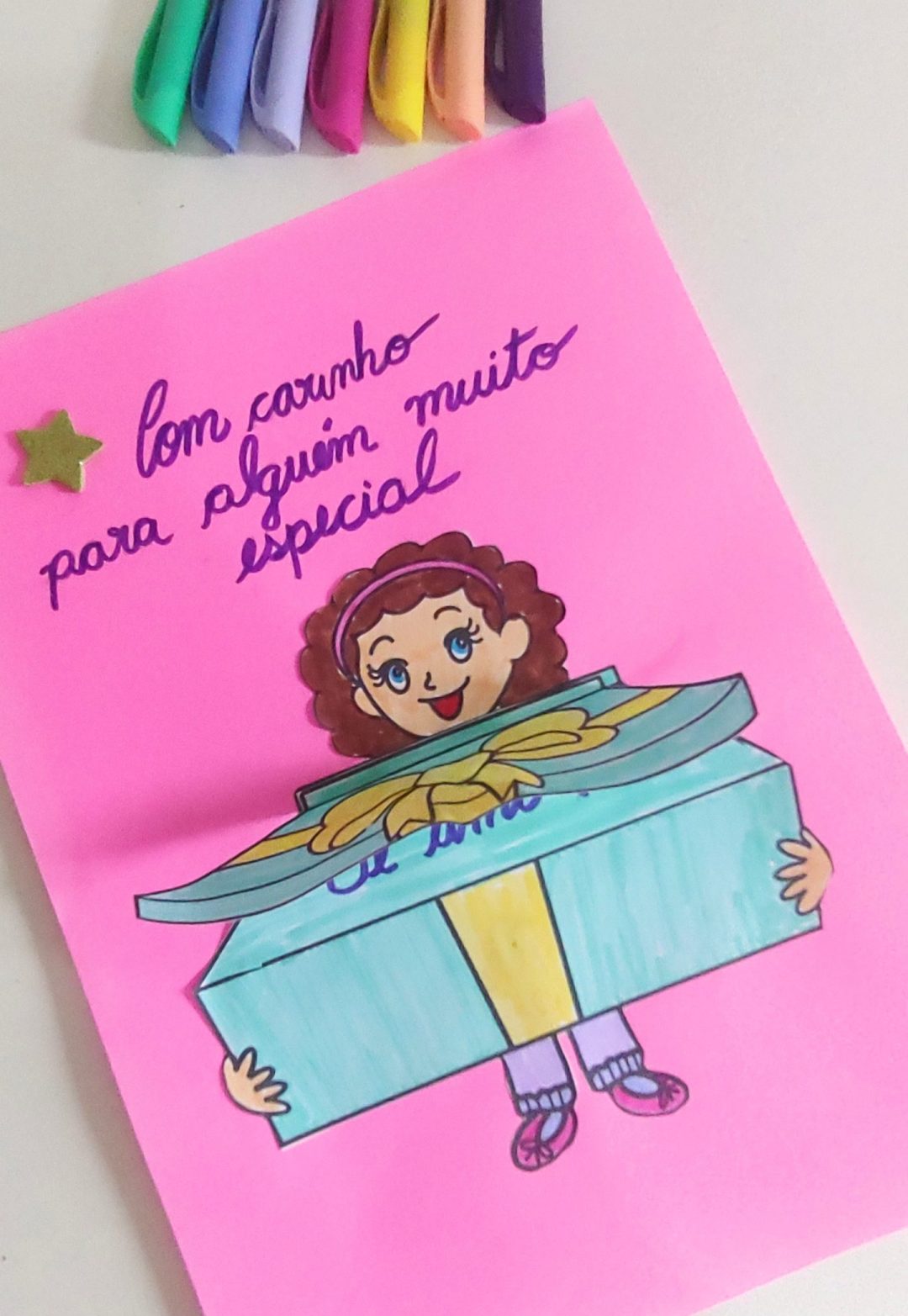 Cartão Presente- para pintar, recortar e colar!