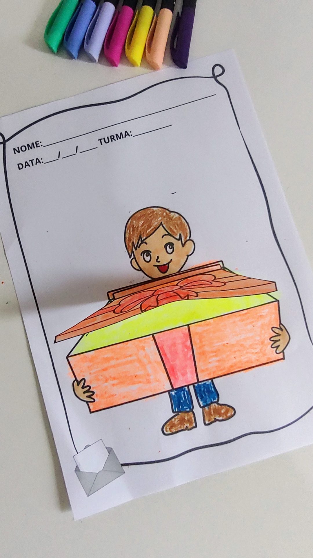 Cartão Presente- para pintar, recortar e colar! - Imagem 9